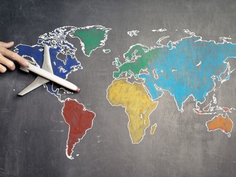 Fuso Horário - Mapa Mundi - Foto de Andrea Piacquadio no Pexels